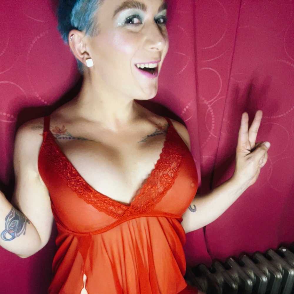 Ophi Rocks — tattoo, teen creator from Winnipeg | Find Her OF