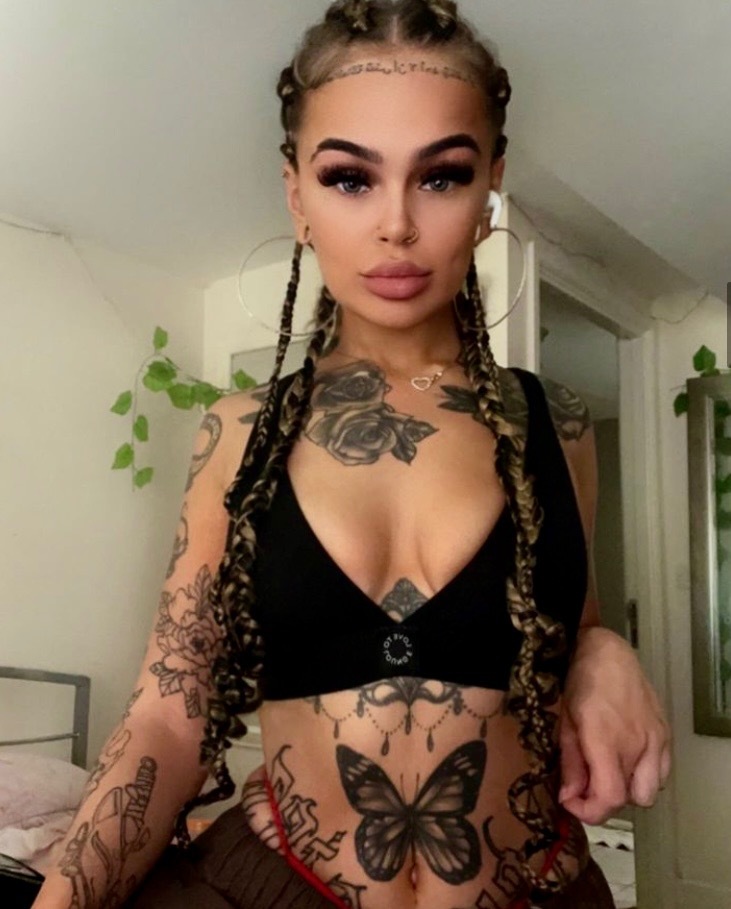 Princesspapaya — solo, cosplay creator from Norwich | Find Her OF