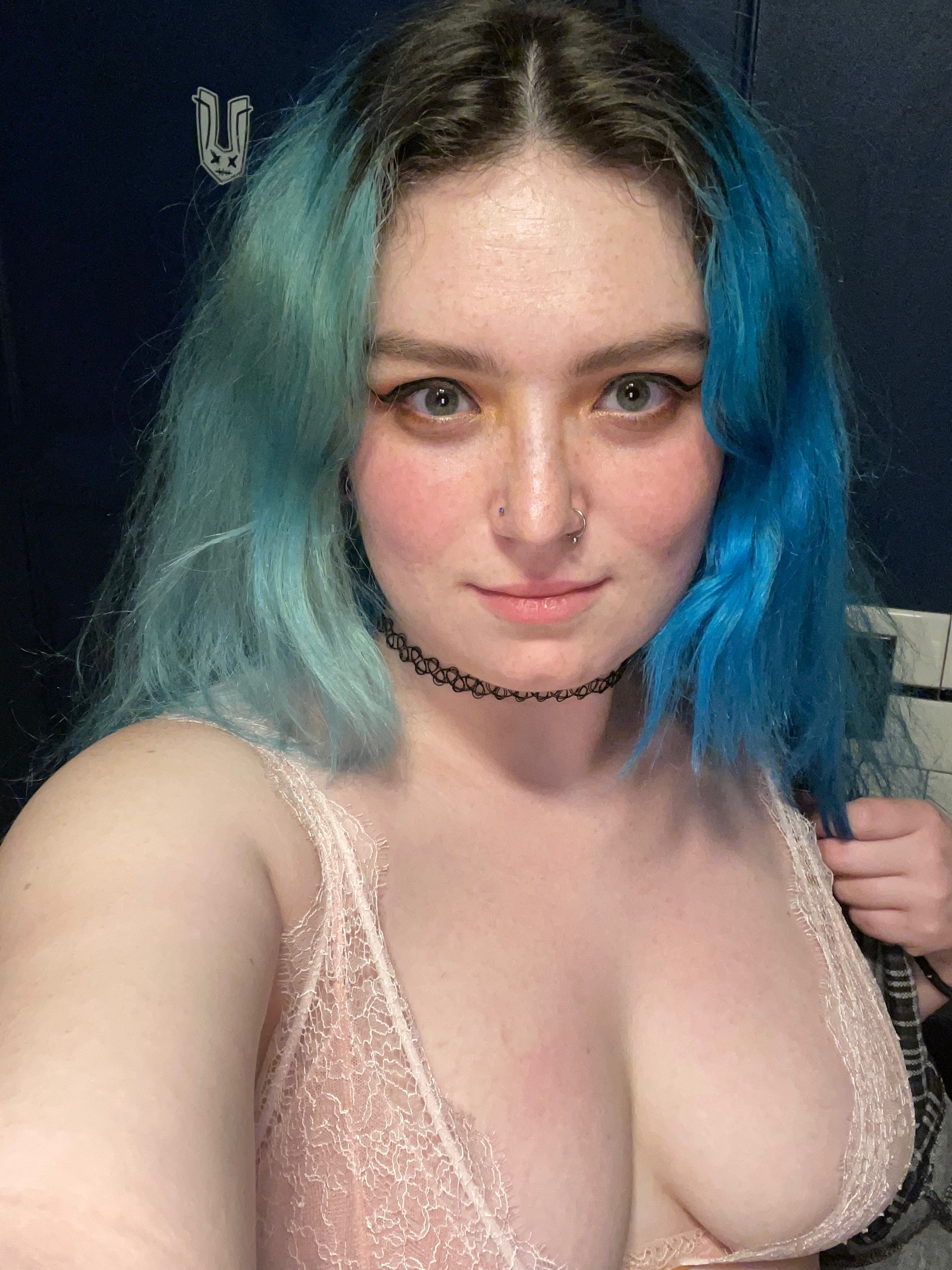 Kiki — couple creator from Washington State | Find Her OF