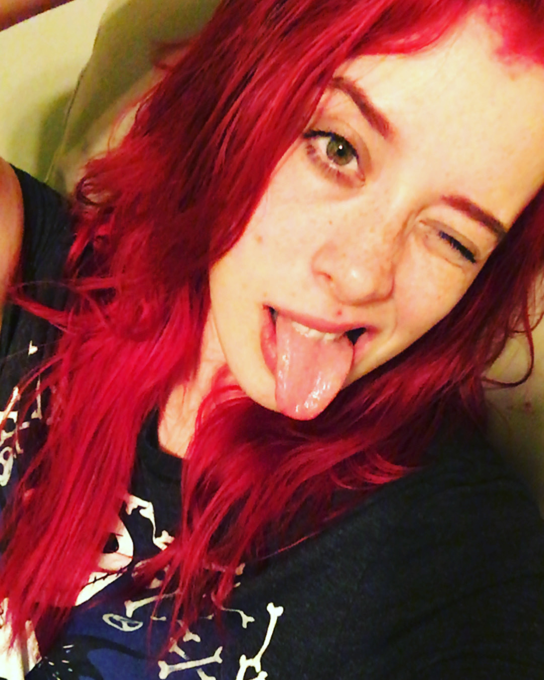 Scarlet moon — bdsm, e-girl creator from Essen | Find Her OF