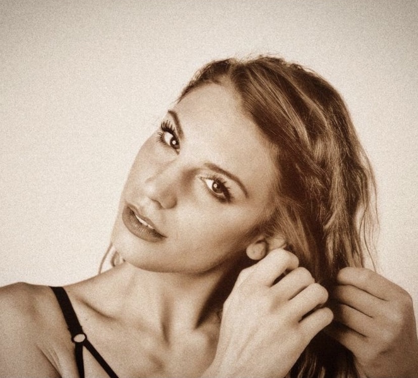S.☼ — trans creator from Geneva | Find Her OF