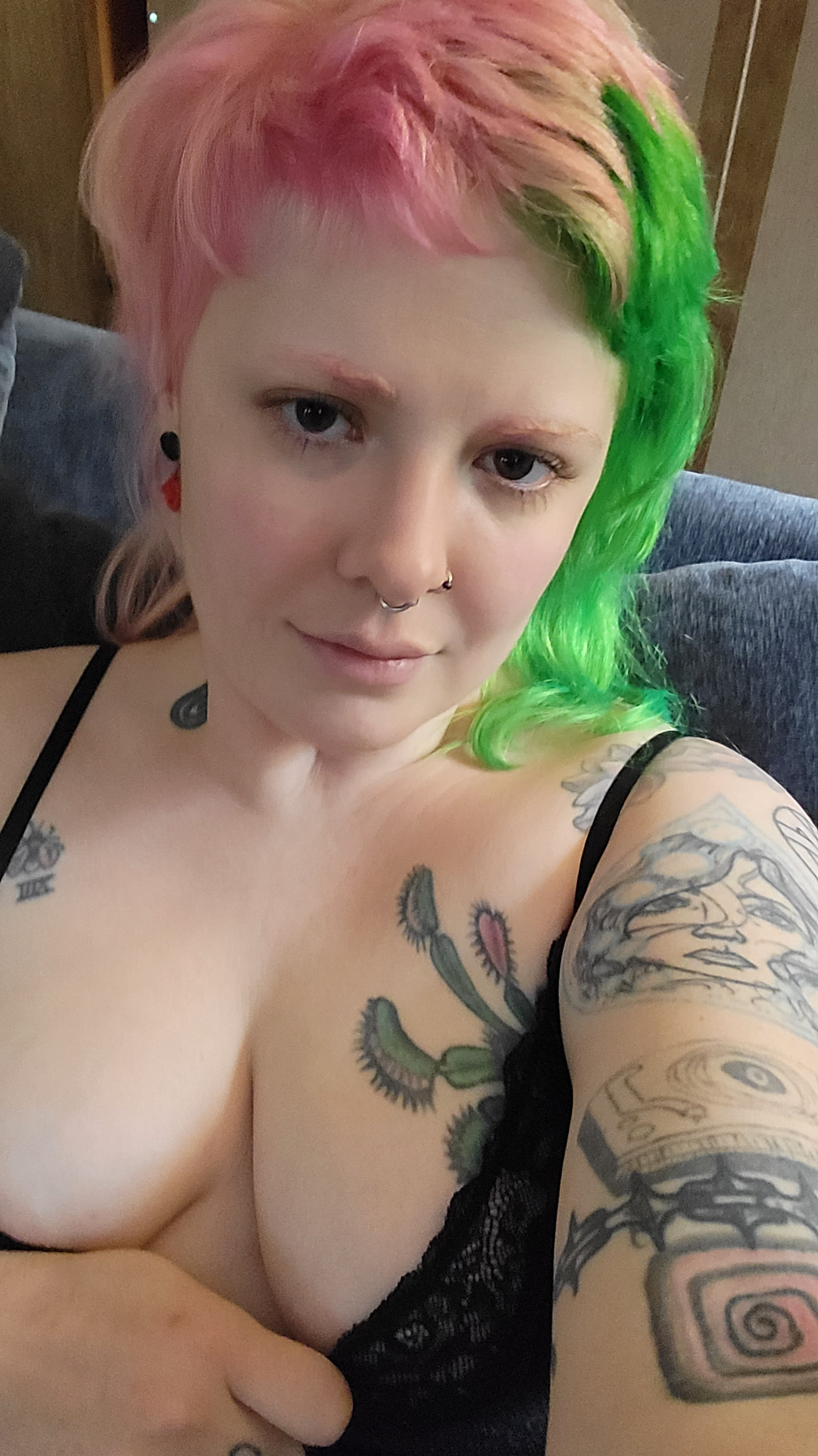 Rue West — feet, femdom creator from Vigo | Find Her OF