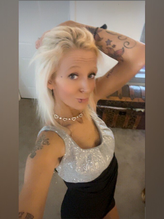 Skye ✨ — milf, new creator from South Bend | Find Her OF
