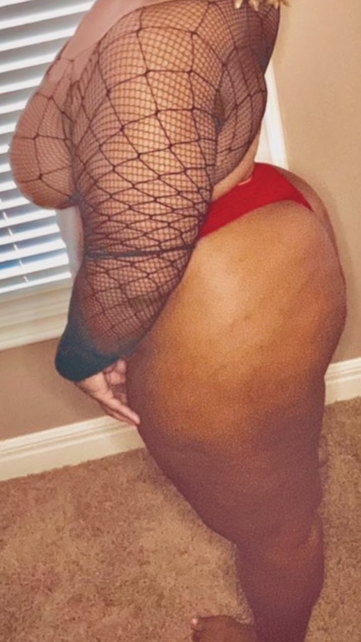 StackedCat — curvy creator from Wichita | Find Her OF