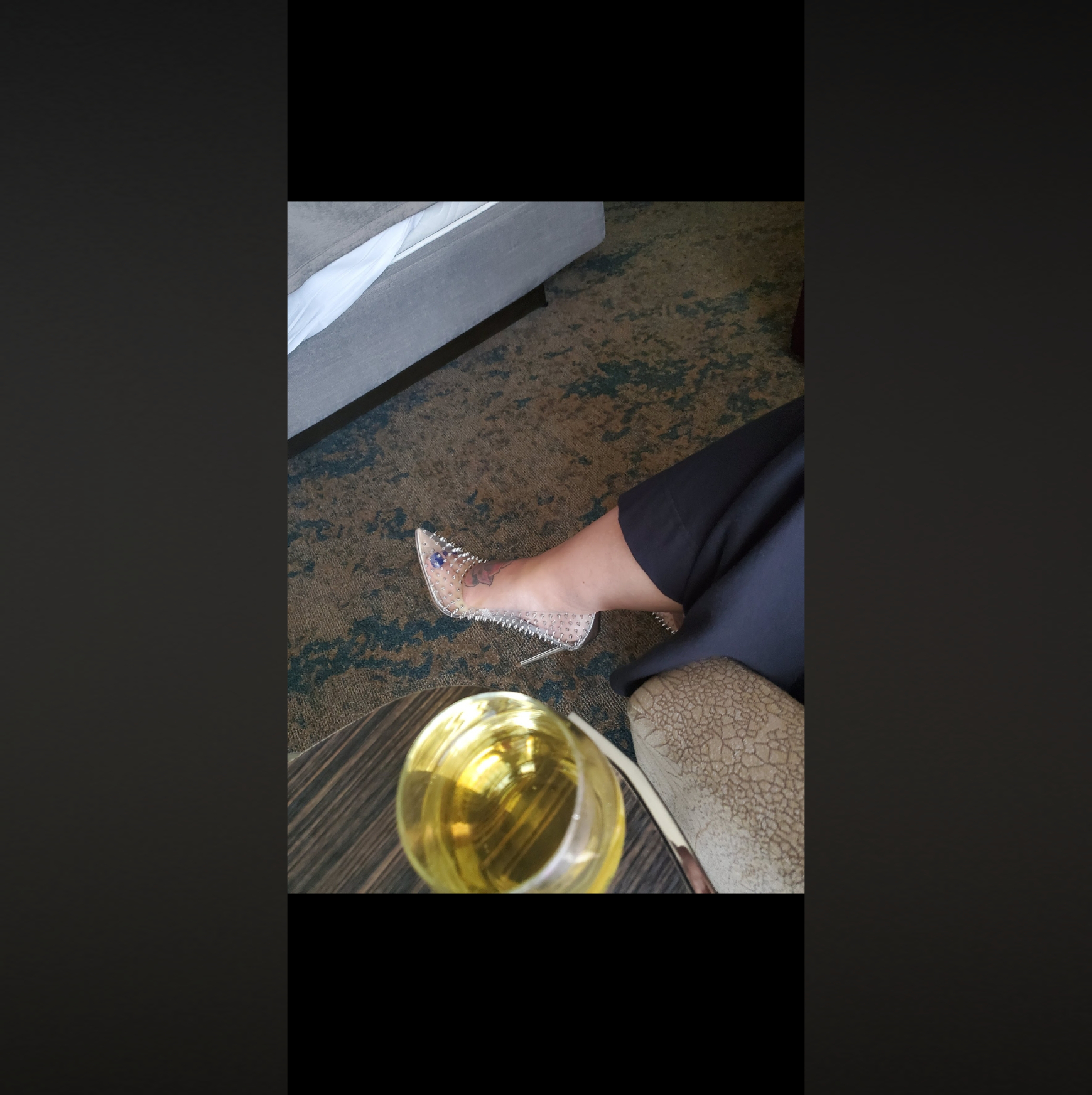Stunning Summer's Pretty Little Feet — petite, free creator from Virginia Beach | Find Her OF
