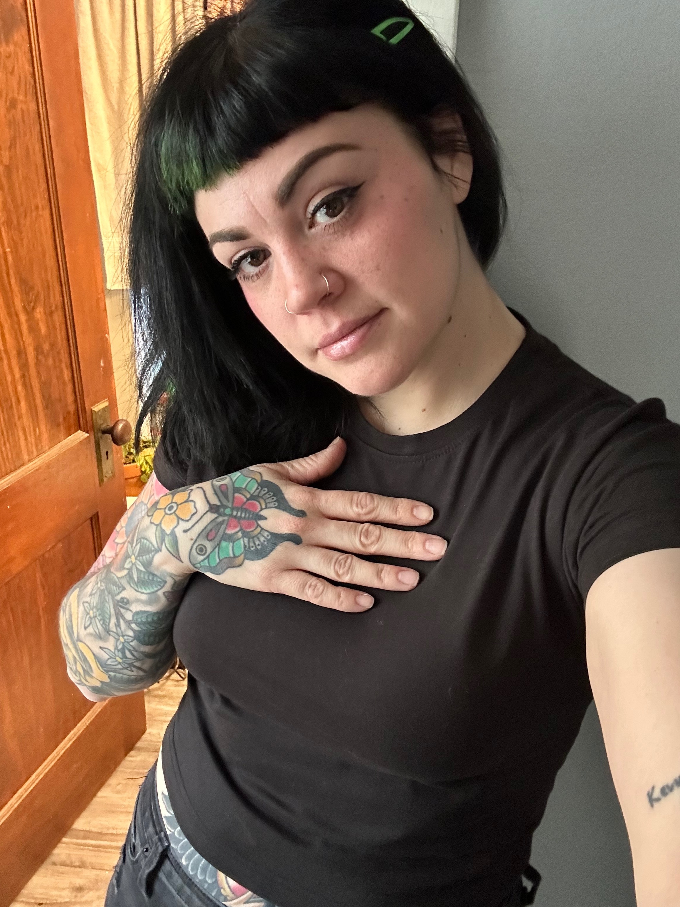 Paige — feet, petite creator from Pennsylvania | Find Her OF