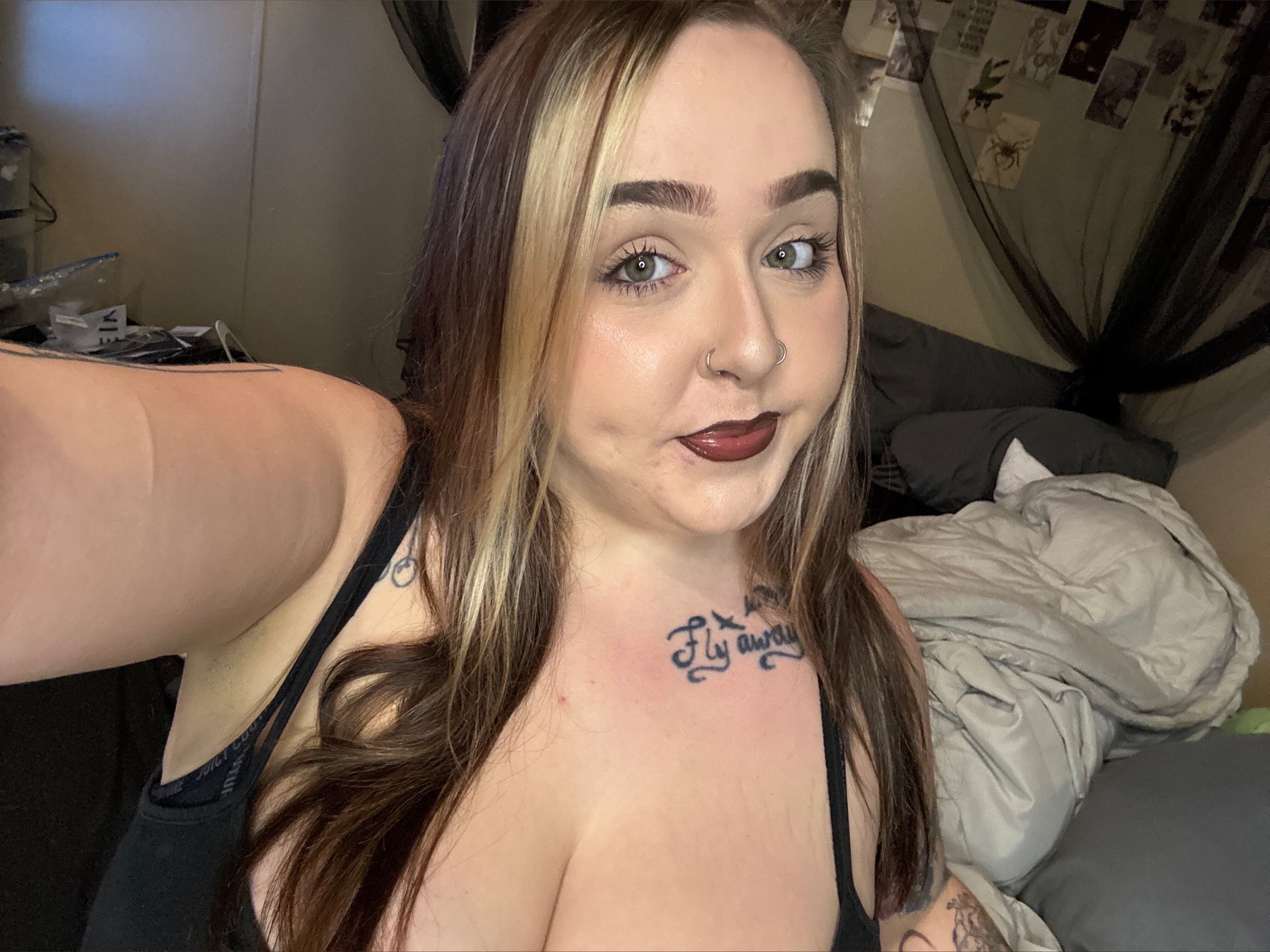 TATTED THROAT 🥴💪🏻 — couple creator from Kansas | Find Her OF