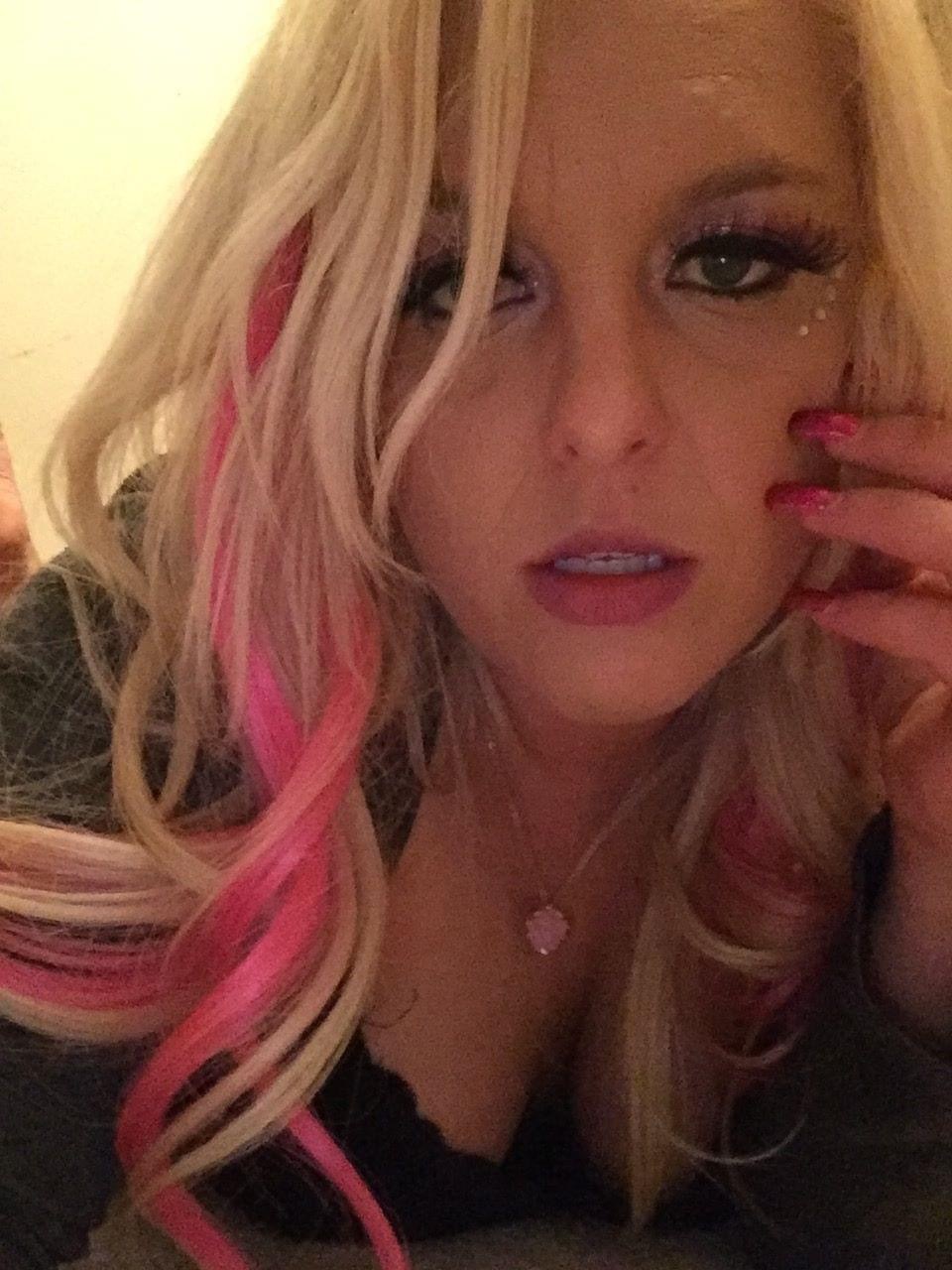 Pink Sprinkle — tattoo, free creator from Iowa | Find Her OF