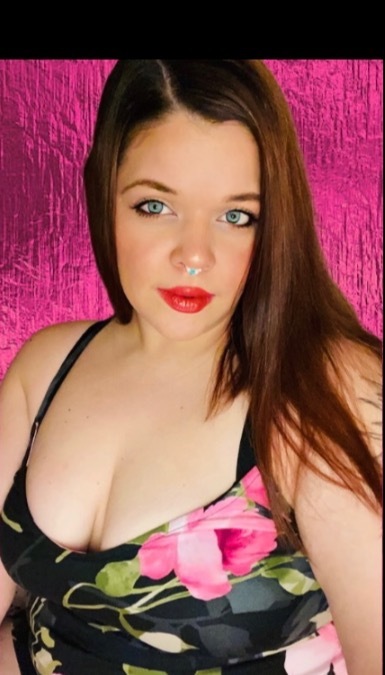 Tootsie Love — couple creator from Athens | Find Her OF