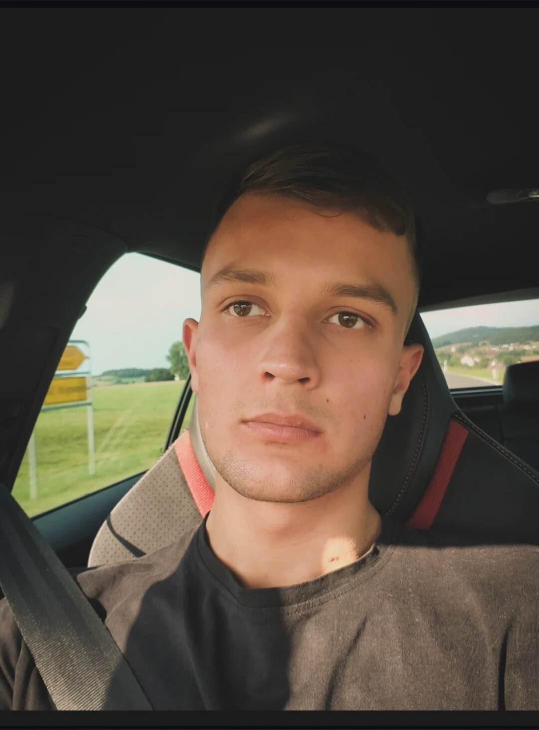 DanielFeetCastle — new creator from Munich | Find Her OF