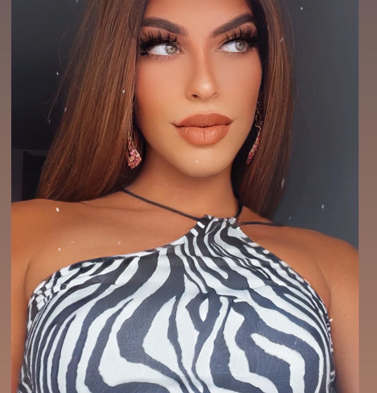 Violeta — trans creator from Valencia | Find Her OF