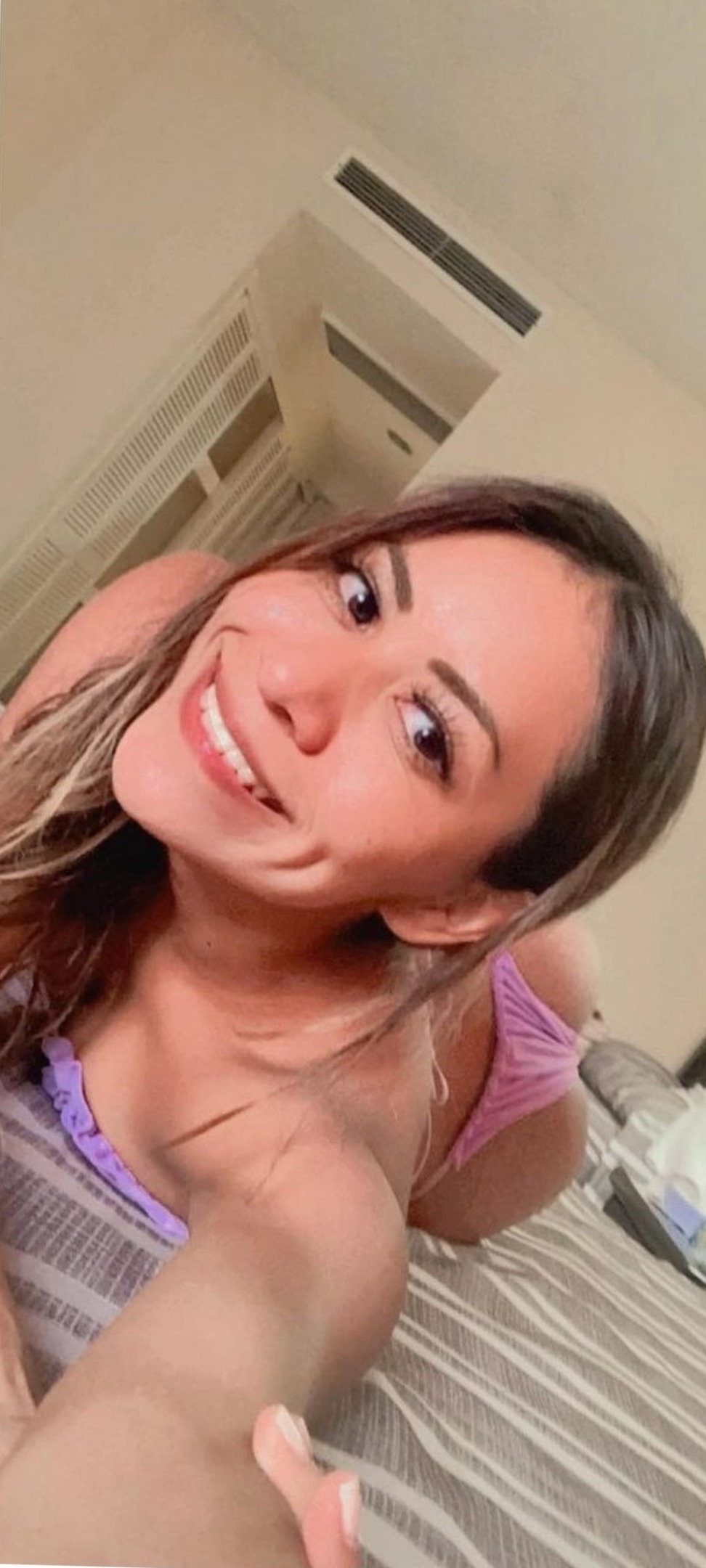 YAMILA BELLO — latina creator from Cuernavaca | Find Her OF