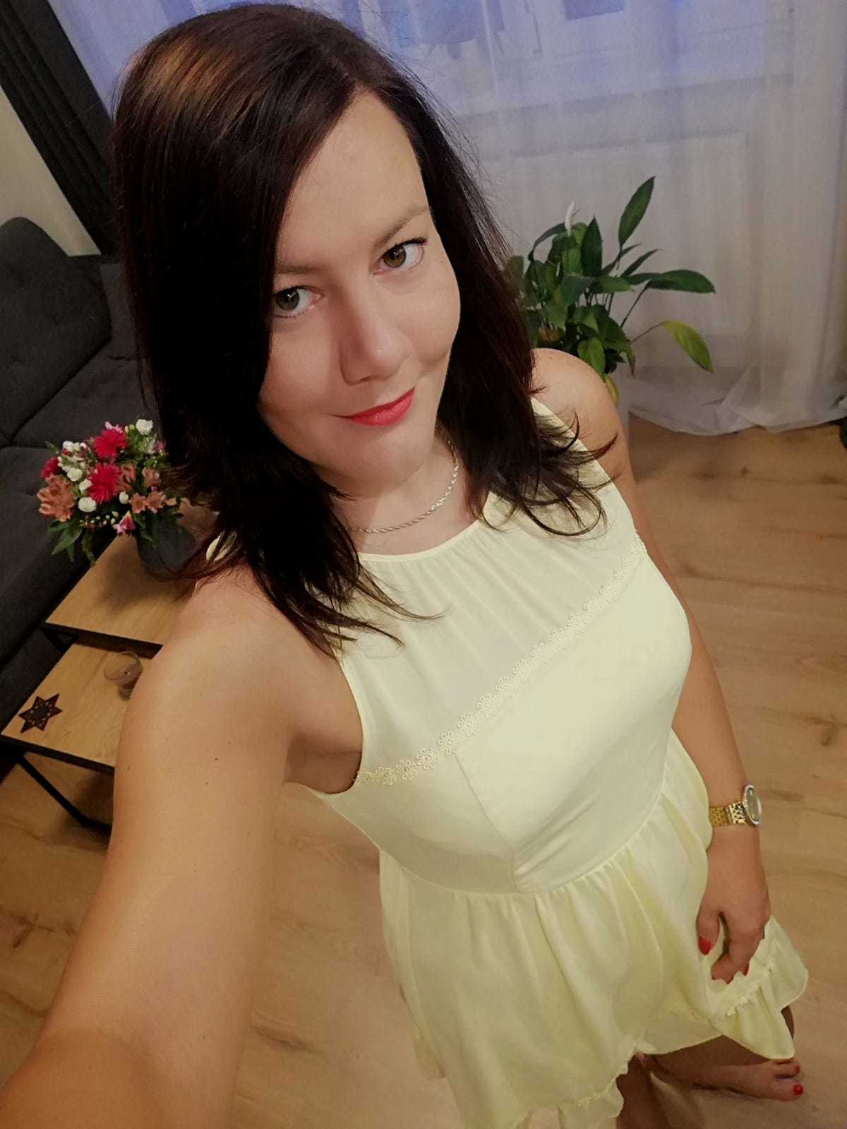Yourhotwife — couple, free creator from Prague | Find Her OF