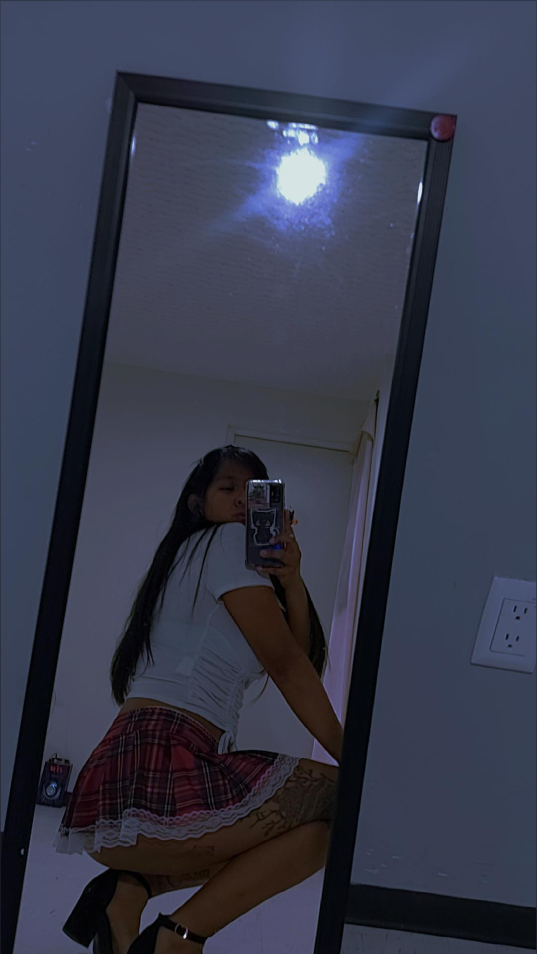 Roxxx — milf creator from Puebla | Find Her OF